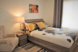 3 makuuhuonetta, silitysrauta/-lauta, Wi-Fi, vuodevaatteet