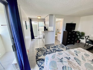 1 bedroom, iron/ironing board, free WiFi, bed sheets