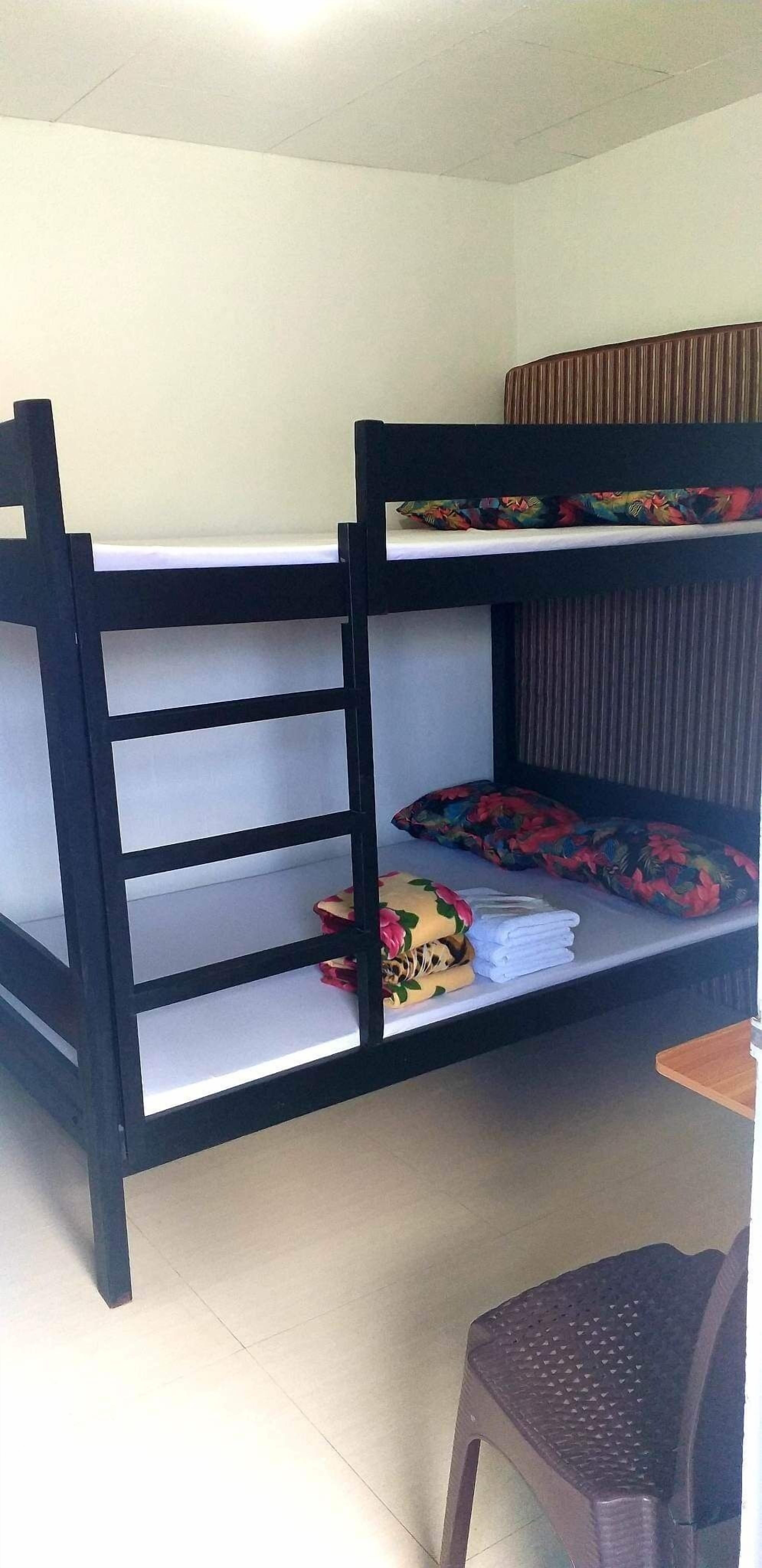 sabang - family  | desk, free wifi