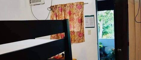 Sabang - Family | Desk, free WiFi