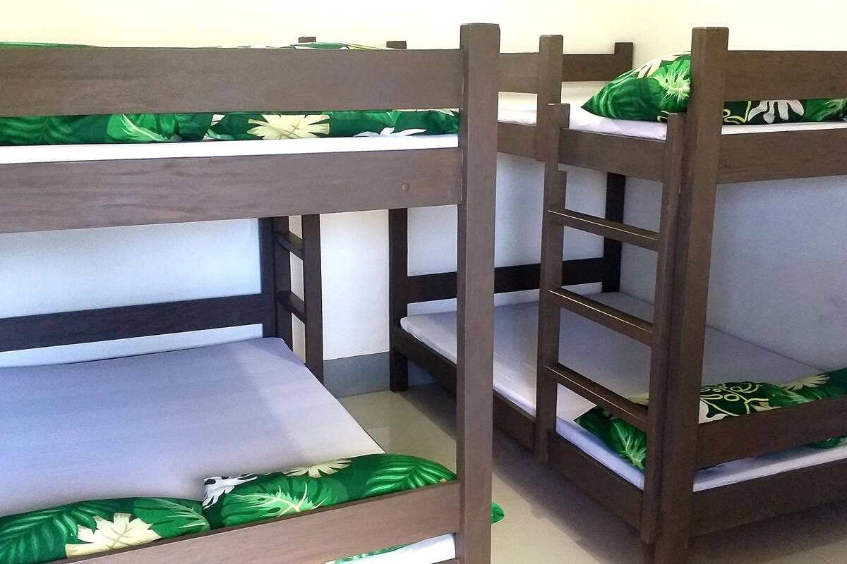 barkada room | desk, free wifi