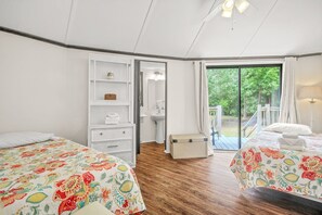 2 soverom, strykejern/-brett, wi-fi (inkludert) og sengetøy