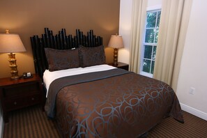 2 soverom, strykejern/-brett, wi-fi (inkludert) og sengetøy