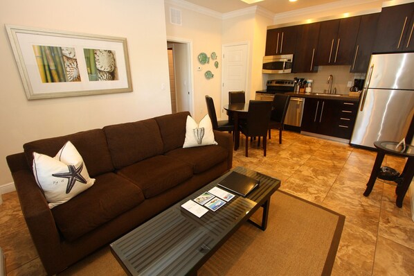 Flat-screen TV, DVD player, stereo - Gulf Waters-Beach Club at Siesta Key 108D by RVA (Sarasota)