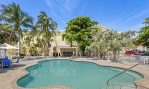 A heated pool - Gulf Waters-Beach Club at Siesta Key 108D by RVA (Sarasota)
