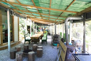 Aire de pique-nique/barbecue