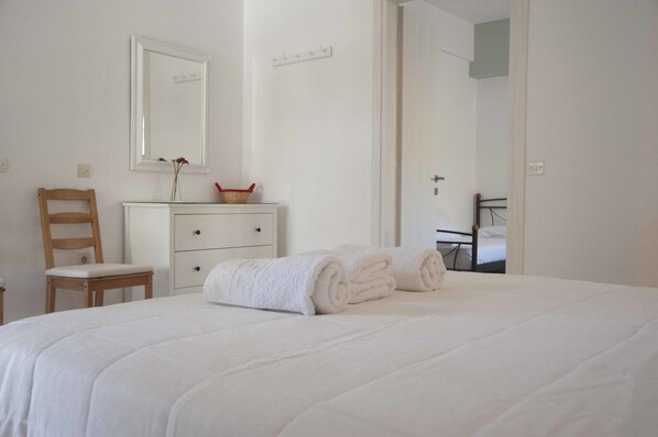 Apartment, Kitchen