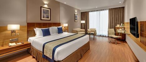 Minibar, in-room safe, desk, soundproofing