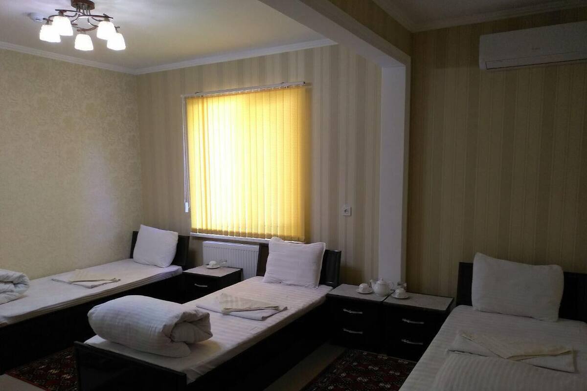 Triple Room | Free WiFi, bed sheets