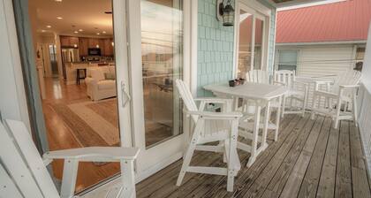 BEST DEAL IN KURE BEACH!!! FULLY RENOVATED LUXURY HOME STEPS TO THE OCEAN & PIER