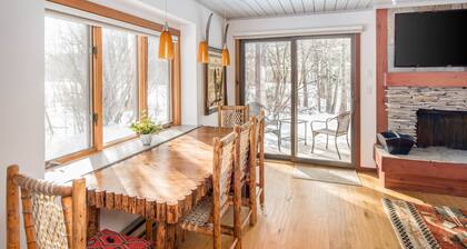 Outpost: Hollyhock 2011