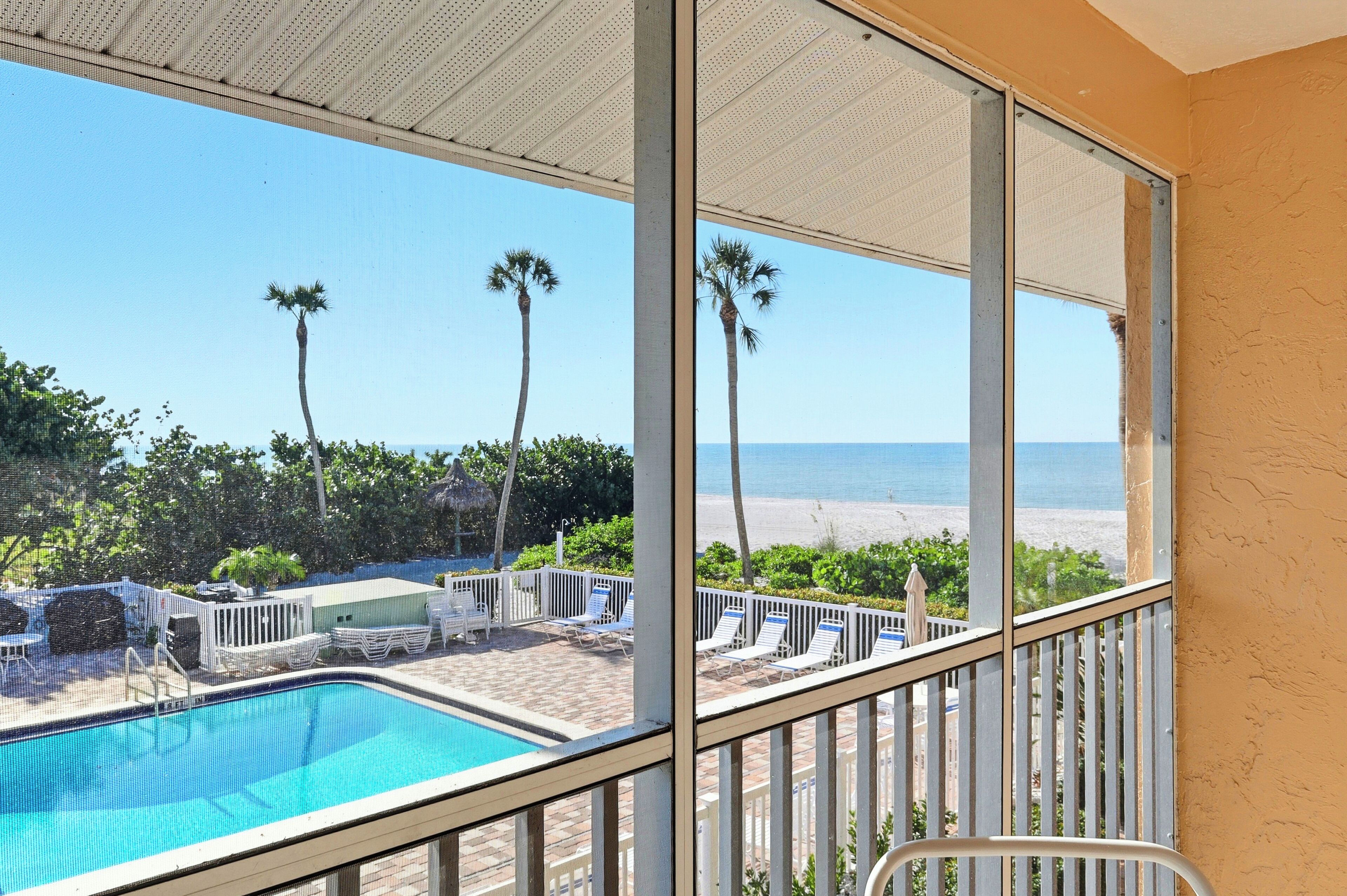 Lämmitetty uima-allas