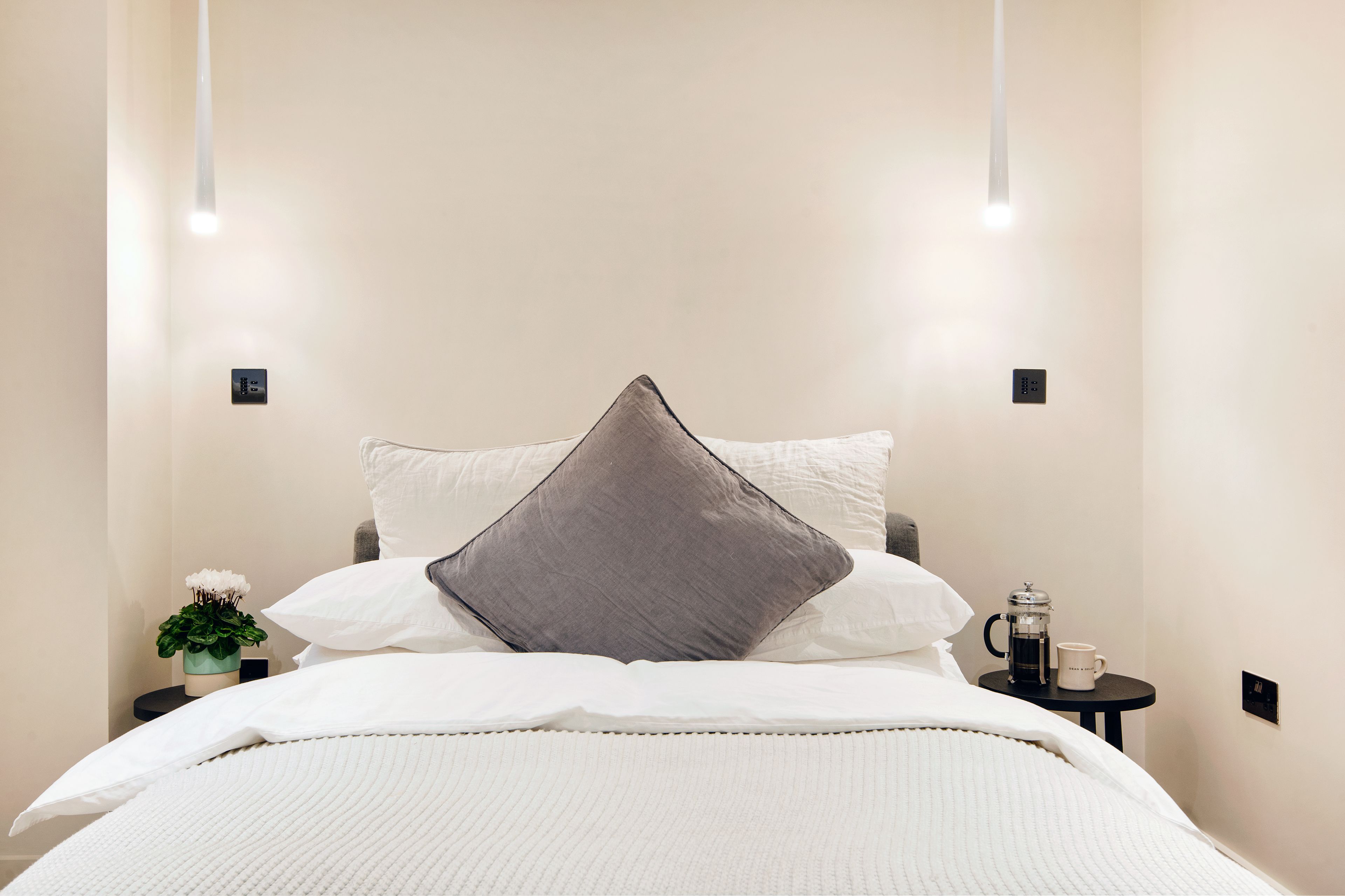 Apartment, 2 Bedrooms, Non Smoking | Iron/ironing board, free WiFi, bed sheets