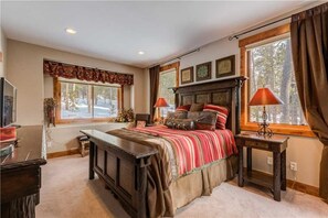 4 bedrooms, iron/ironing board, free WiFi, bed sheets - Emmett's Overlook (Breckenridge)