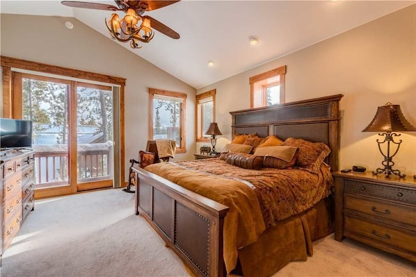 Luxury House | 4 bedrooms, iron/ironing board, free WiFi, bed sheets - Emmett's Overlook (Breckenridge)