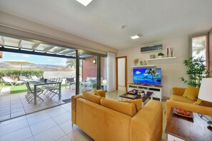 Smart TV - Par 4 Home 17 Salobre by VillaGranCanaria (San Bartolomé de Tirajana)