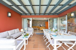 Dining - Par 4 Home 17 Salobre by VillaGranCanaria (San Bartolomé de Tirajana)