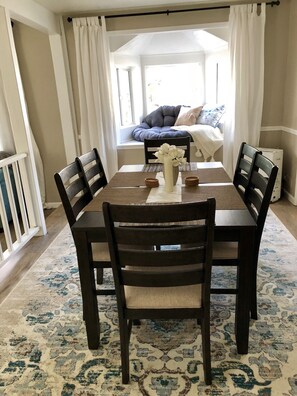 تناول الطعام