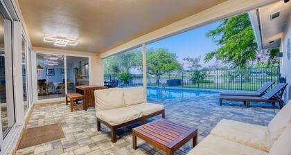 WatersEdge: Lakefront Fishing-Saltwater Pool-GameRoom