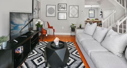 BickelBella: Private Yard & Near DC