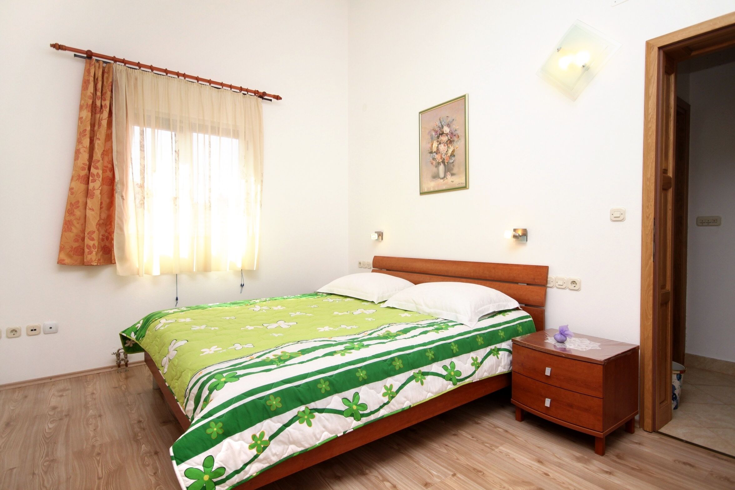 One Bedroom Apartment With Balcony Jelsa, Hvar (A-196-c) - Jelsa