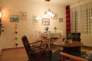 Dining - Apartment seal (Wangerland)