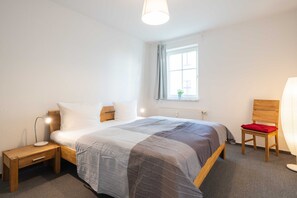 1 Schlafzimmer, Reisekinderbett, WLAN, Bettwäsche