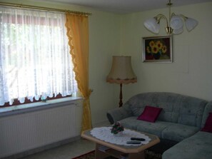 Living area - Vacation Apartment in Strasen (25322) - Vacation Apartment in Strasen (25322) (Wesenberg)