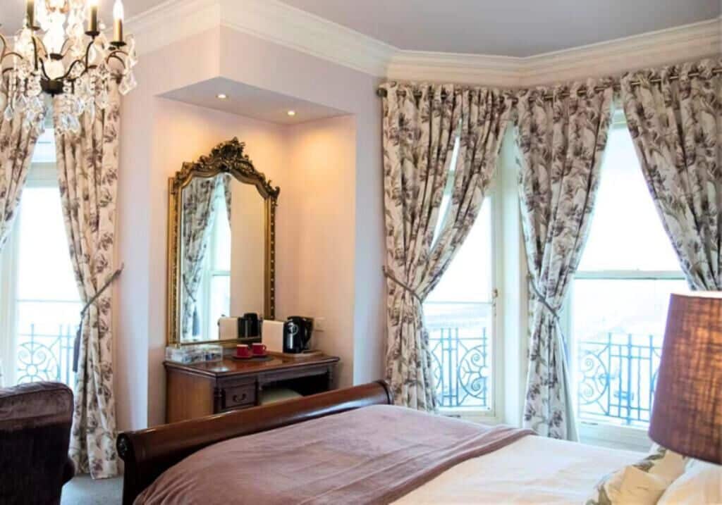 executive double room, sea view | 1 bedroom, iron/ironing board, free wifi