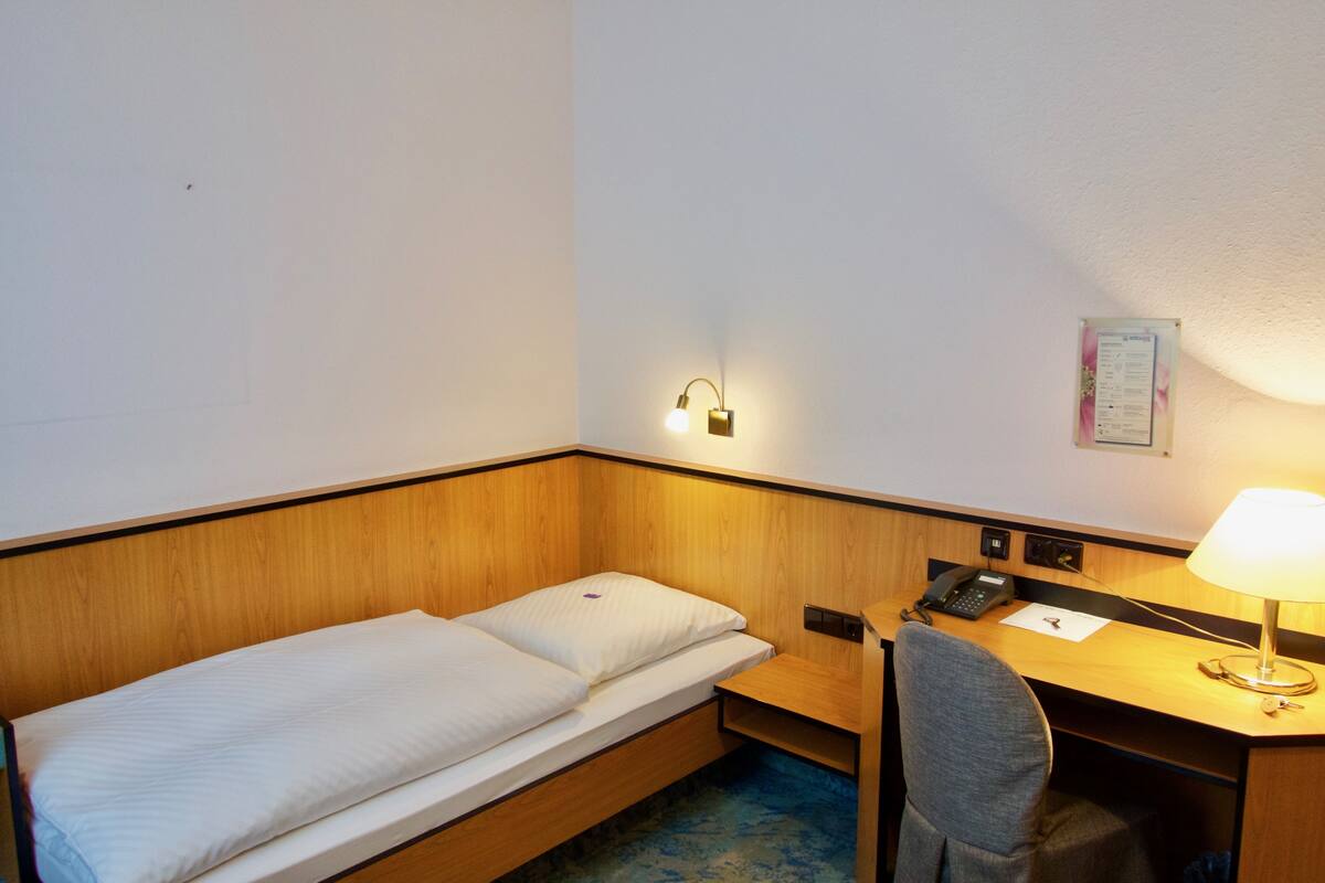 Single Room | Room amenity