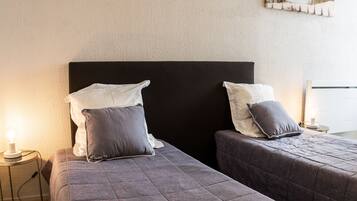 Double Room | 1 bedroom, premium bedding, desk, laptop workspace