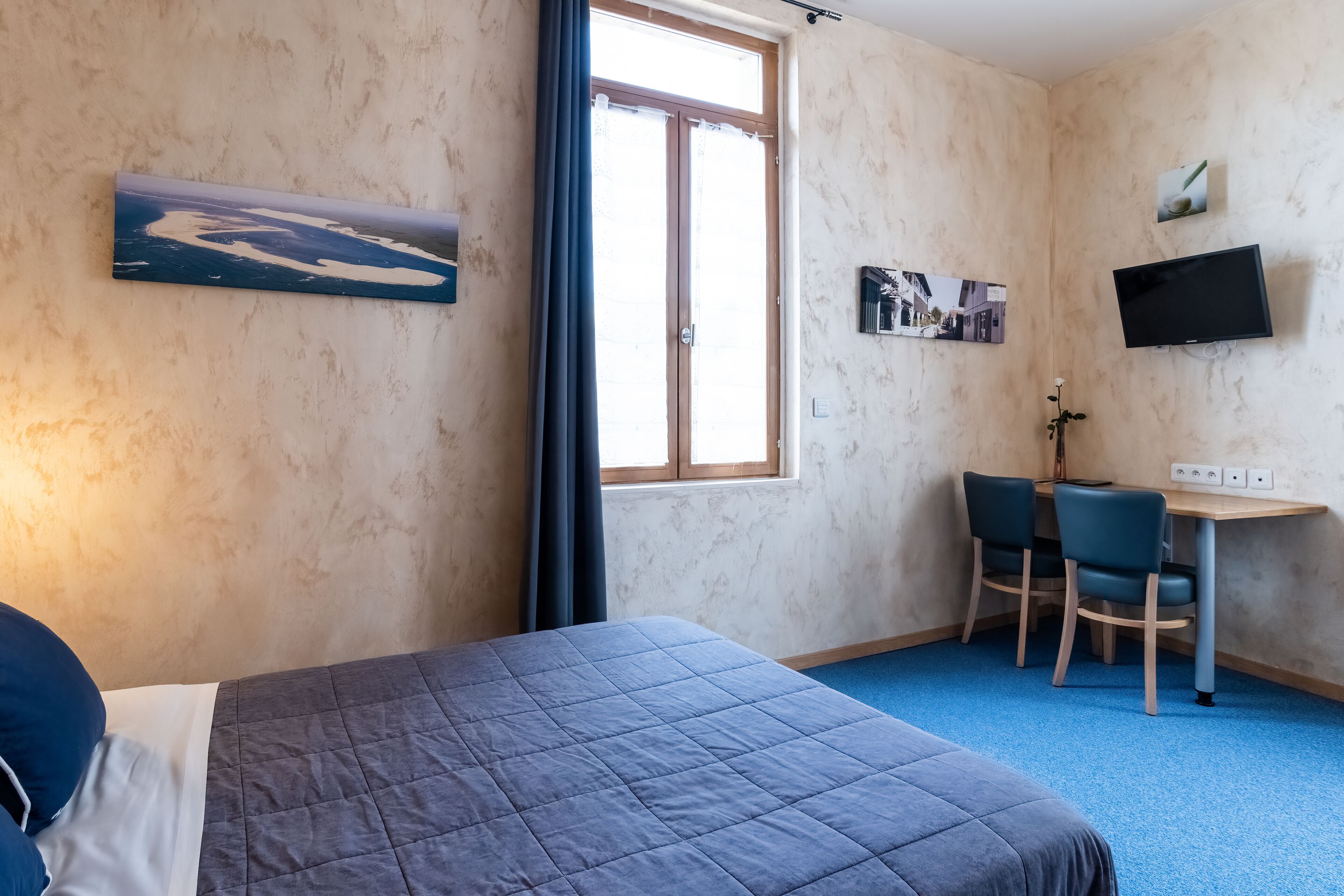 double room | 1 bedroom, premium bedding, desk, laptop workspace