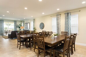 Dining - 10 min to Disney, private pool home on luxury resort, brand new hardwood floors. (kissimmee)