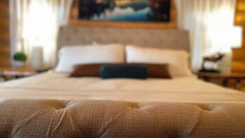 5 bedrooms, iron/ironing board, free WiFi, bed sheets