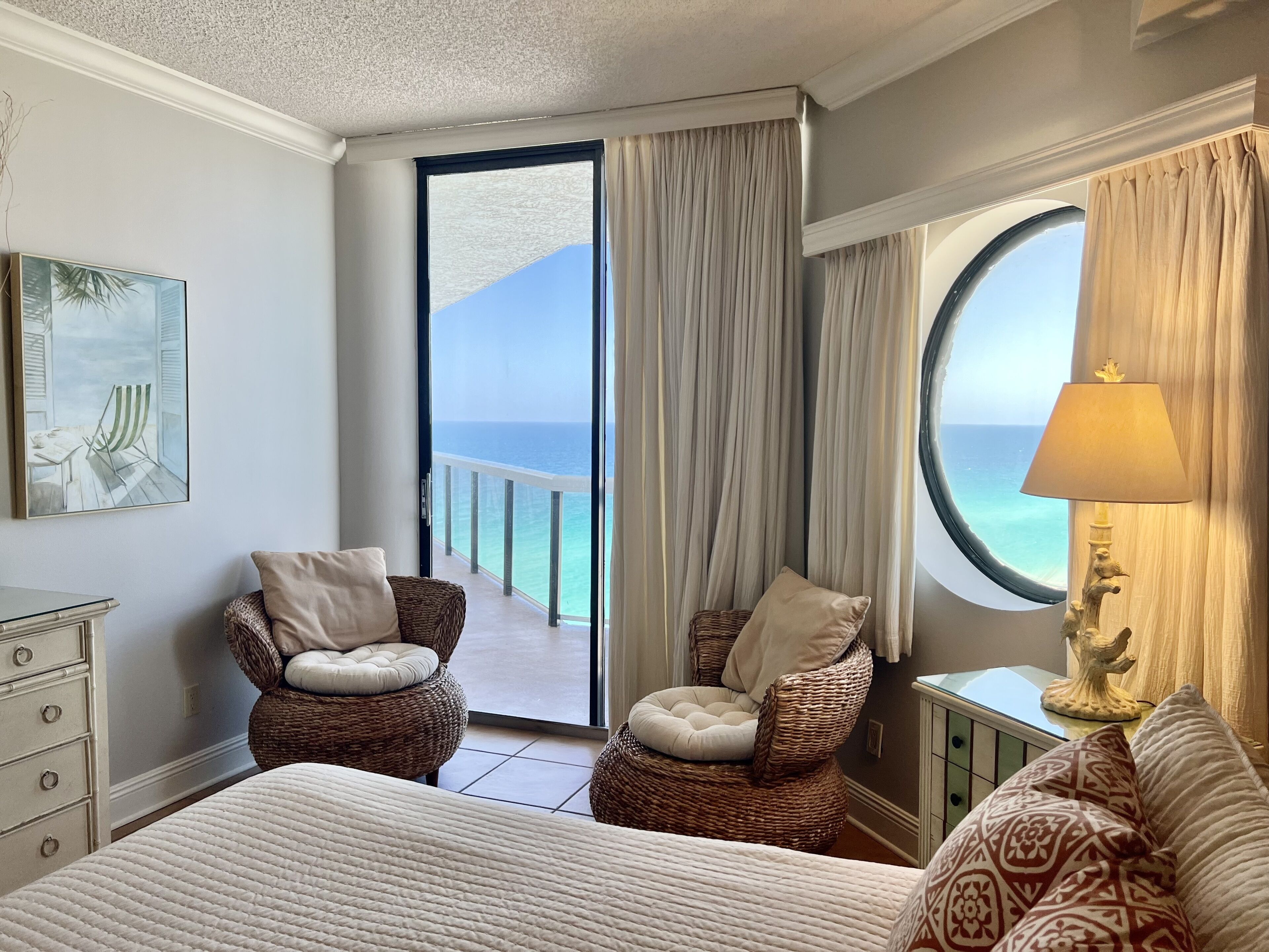 2 camere, una scrivania, ferro/asse da stiro, Wi-Fi gratuito