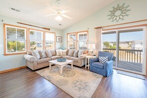 Smart TV, DVD player, stereo