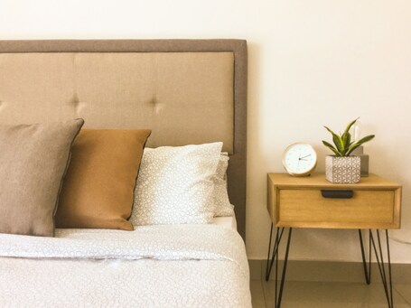 Cortinas blackout, tabla de planchar con plancha y wifi gratis