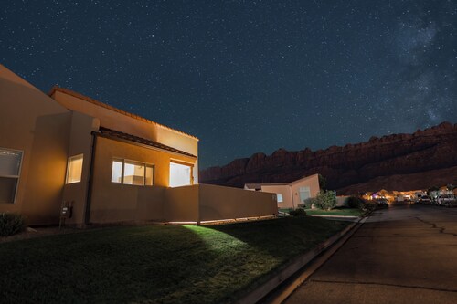 Southwest Luxury - Minutes from Arches & Canyonlands