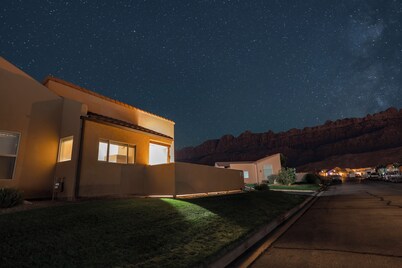 Southwest Luxury - Minutes from Arches & Canyonlands
