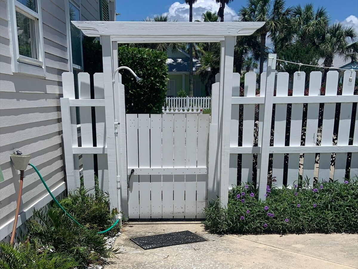 Photo 13 of Reality Break - Private Pool (heated for a fee), Pet Friendly, Outdoor Shower