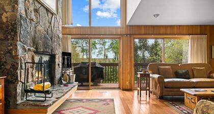 RMR: Wind River 10 Condo in Teton Village