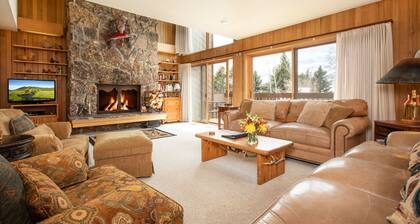 RMR: Wind River 10 Condo in Teton Village
