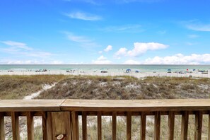 Property grounds - Come and truly enjoy your vacation at Sands of Laguna!! (Panama City Beach)