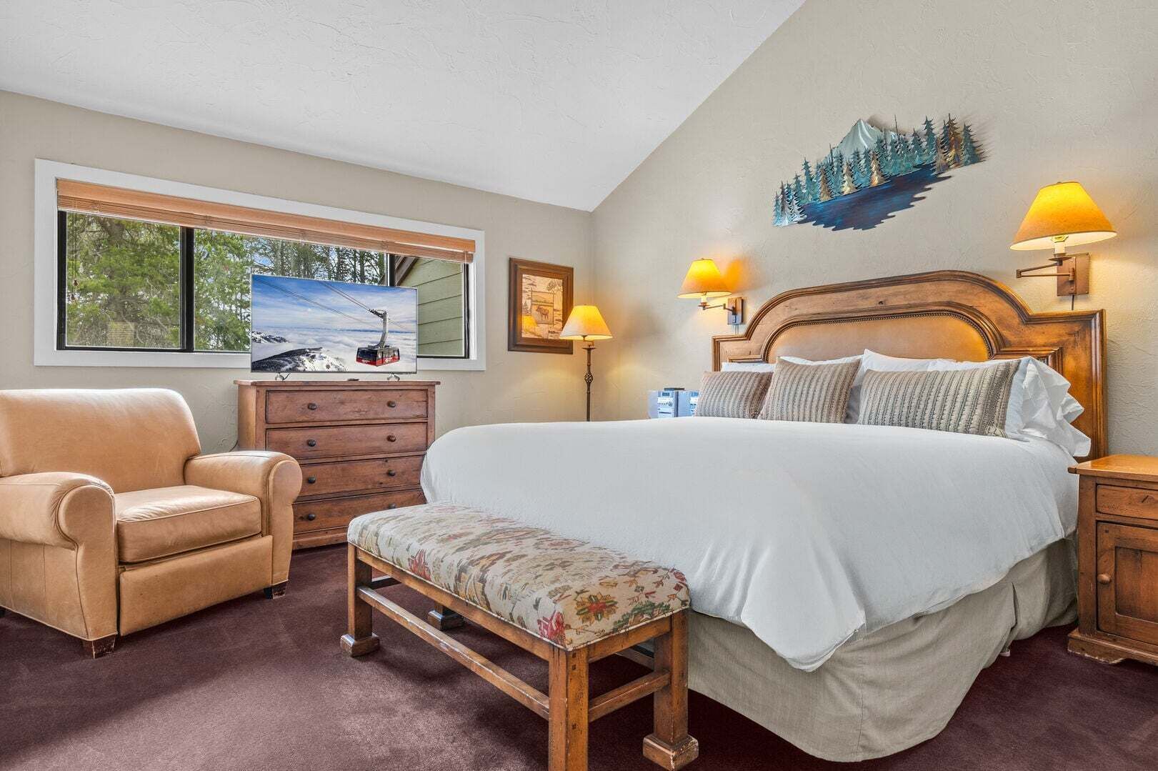 2 habitaciones, tabla de planchar con plancha y wifi gratis 