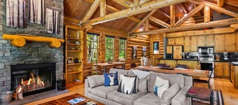 RMR: Granite Ridge Cabin 7586 in Teton Village