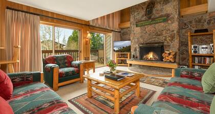 RMR: Grand 4 chambres avec beaucoup de Western Flair! Activités amusantes gratuites!