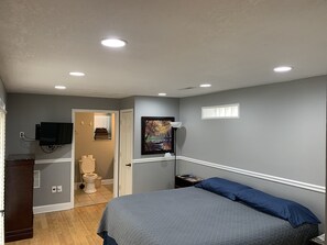 1 bedroom, iron/ironing board, WiFi, bed sheets