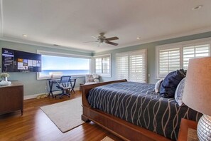 5 bedrooms, iron/ironing board, travel crib, free WiFi
