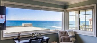 SUNSET CLIFFS OCEAN VIEW HOME--1 House from Ocean & Now with New AC Sale