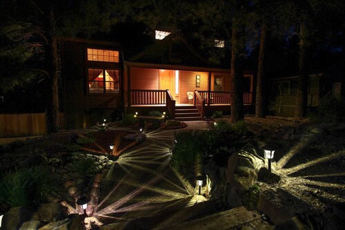 Dream Cabin in the Pines with A/C and HOT TUB!!